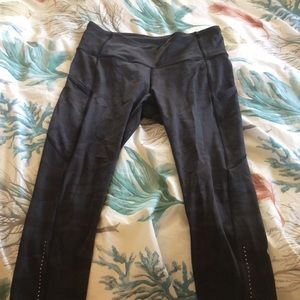 Lululemon camo print reflective crops 10